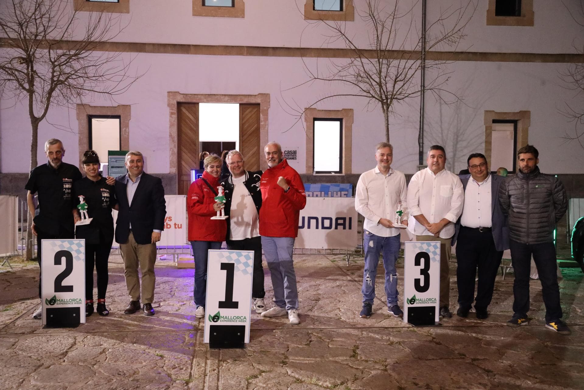 ENTREGA DE TROFEOS ECORALLY LAURA BECERRA18.jpg