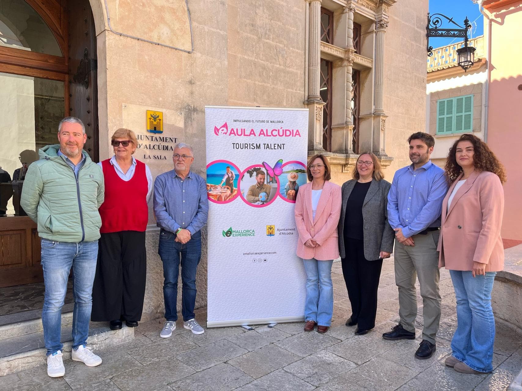 Alcúdia impulsa con eAula la formación del sector turístico Image